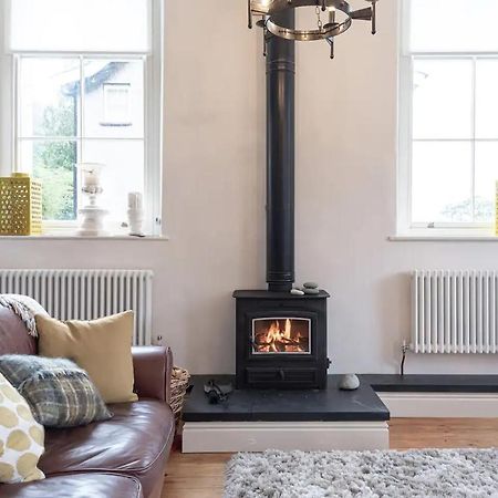 Converted Chapel, Stunning Sea & Mountain Views! Penmaenmawr Bagian luar foto